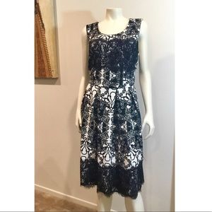 NWOT B&W Printed Lace Dress 👗